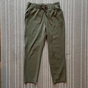 Lululemon Dark Olive On the Fly 7/8 Pant